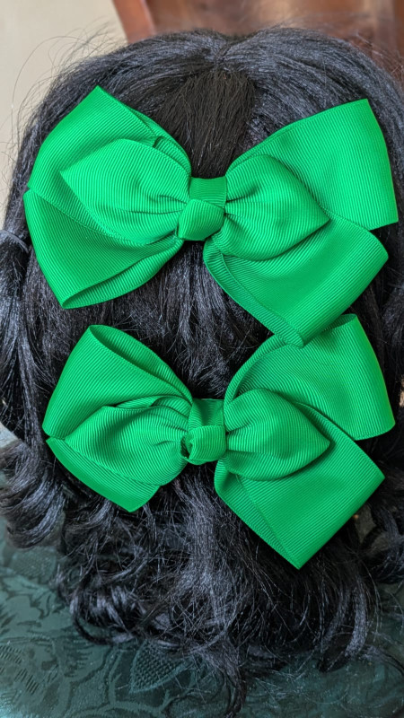 Green -Plain Bows